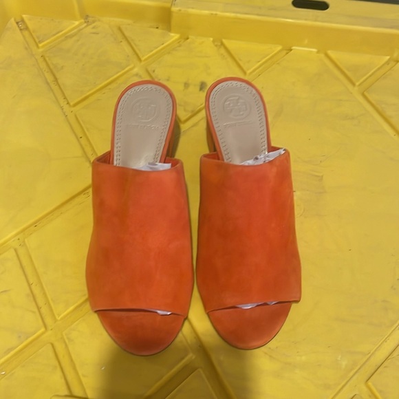 Tory Burch Salinas suede sandals - Picture 4 of 9